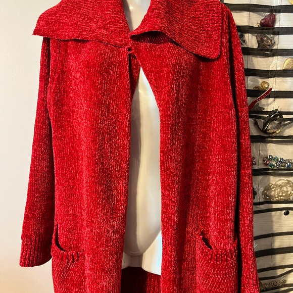 Sweater - Picture 2 of 3